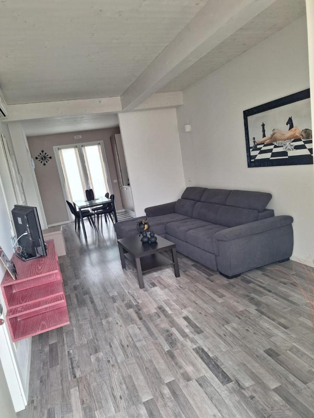 Home Suites Home Salionze Zewnętrze zdjęcie