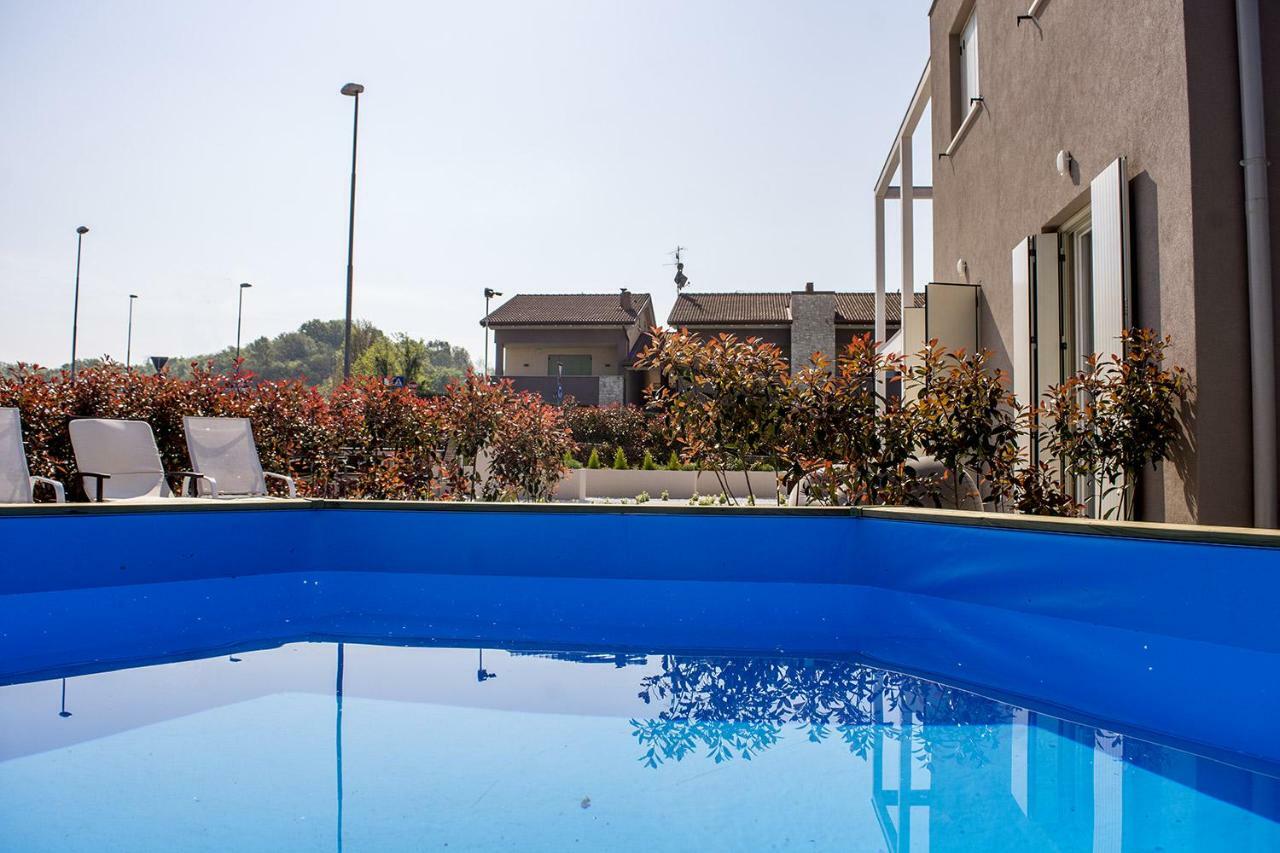 Home Suites Home Salionze Zewnętrze zdjęcie