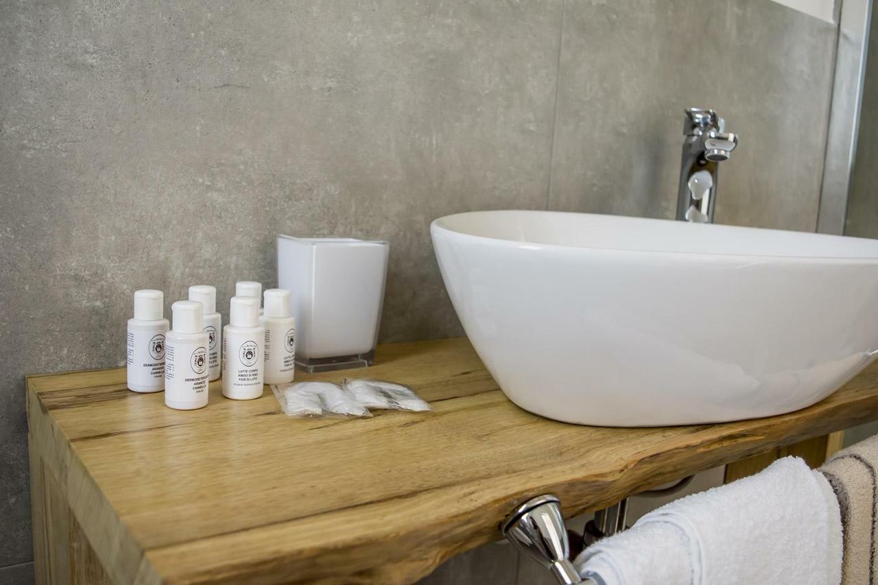 Home Suites Home Salionze Zewnętrze zdjęcie