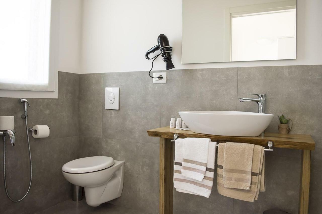 Home Suites Home Salionze Zewnętrze zdjęcie