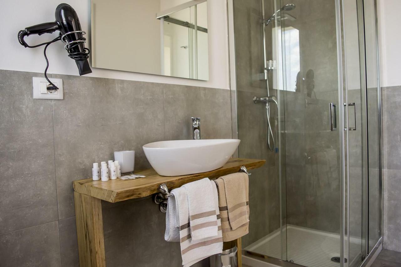 Home Suites Home Salionze Zewnętrze zdjęcie