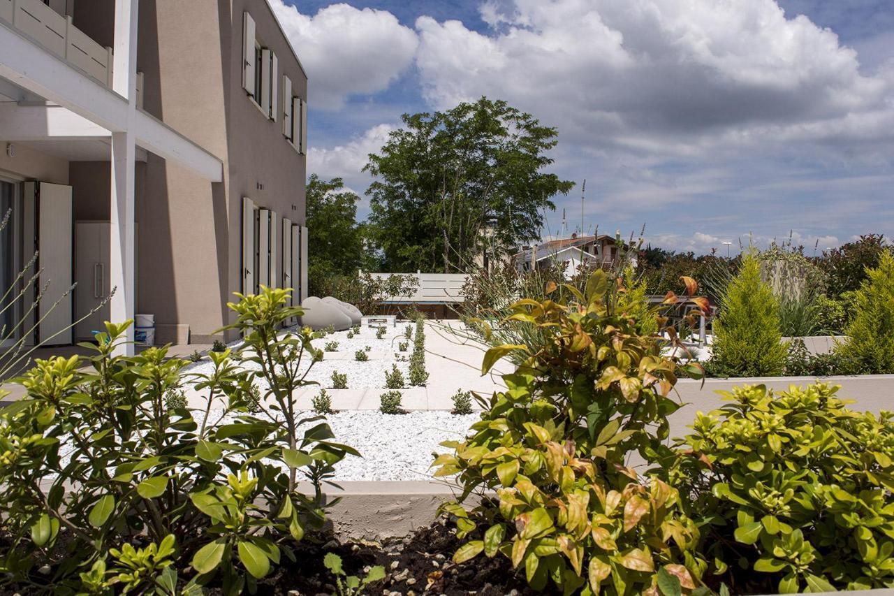 Home Suites Home Salionze Zewnętrze zdjęcie