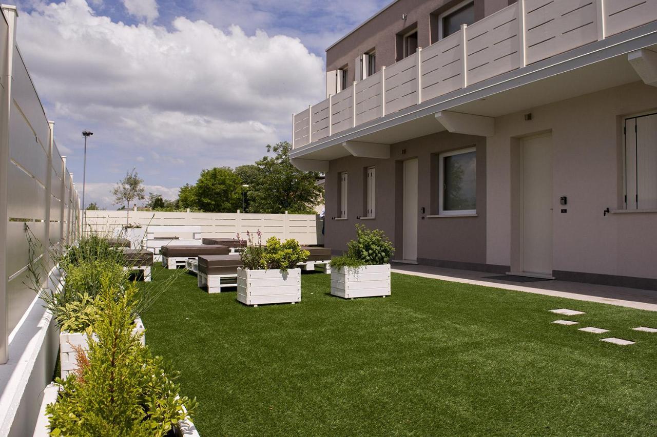 Home Suites Home Salionze Zewnętrze zdjęcie