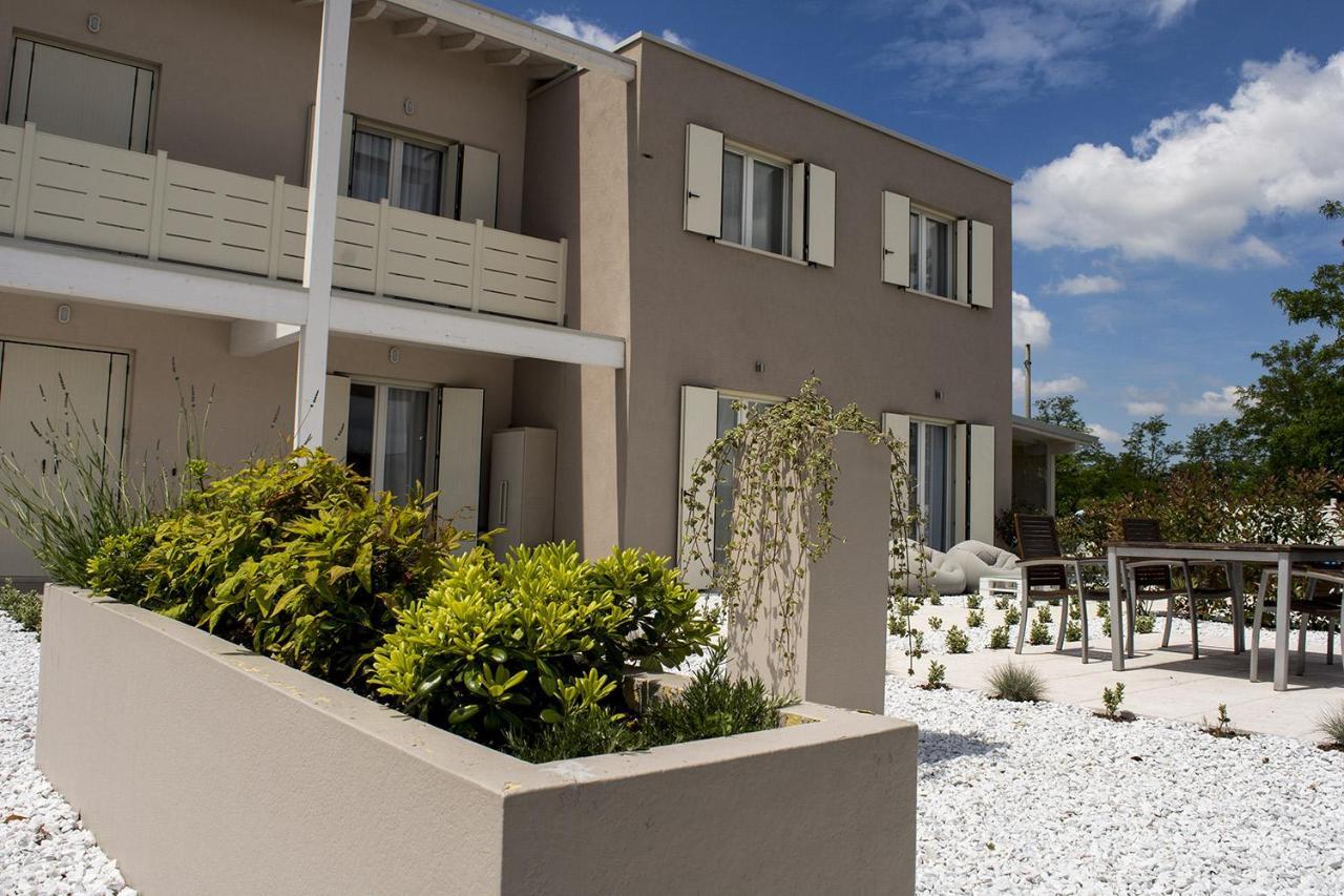 Home Suites Home Salionze Zewnętrze zdjęcie